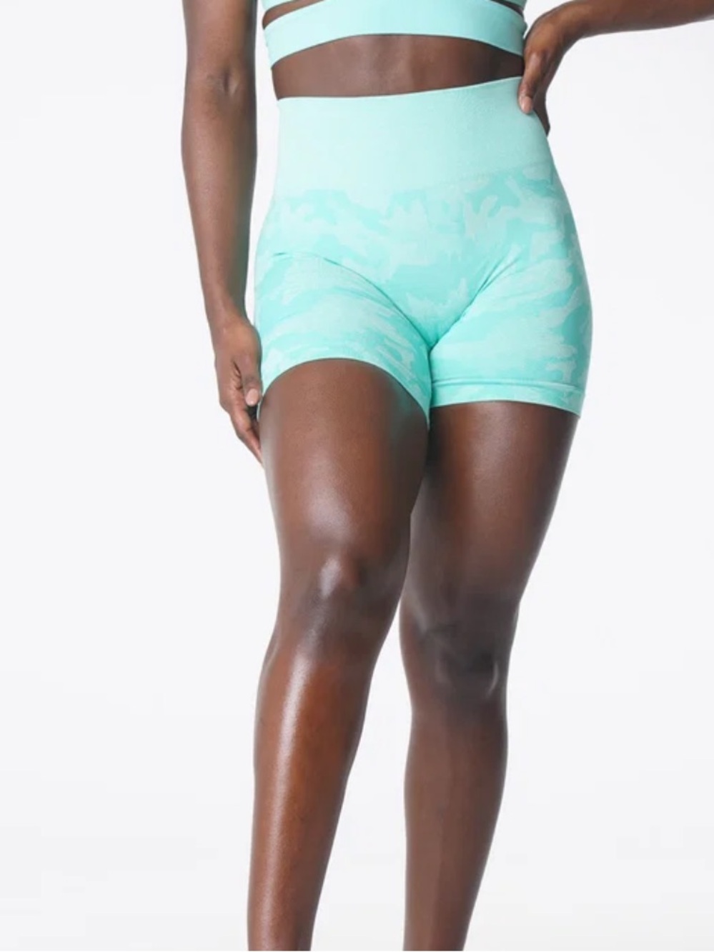 NVGTN High-Waist Mint Green Bike Shorts